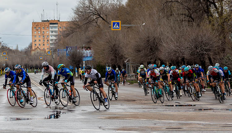 В Таразе прошёл масштабный чемпионат по велоспорту