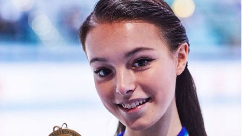 Анна Щербакова стала чемпионкой ОИ-2022 по фигурному катанию