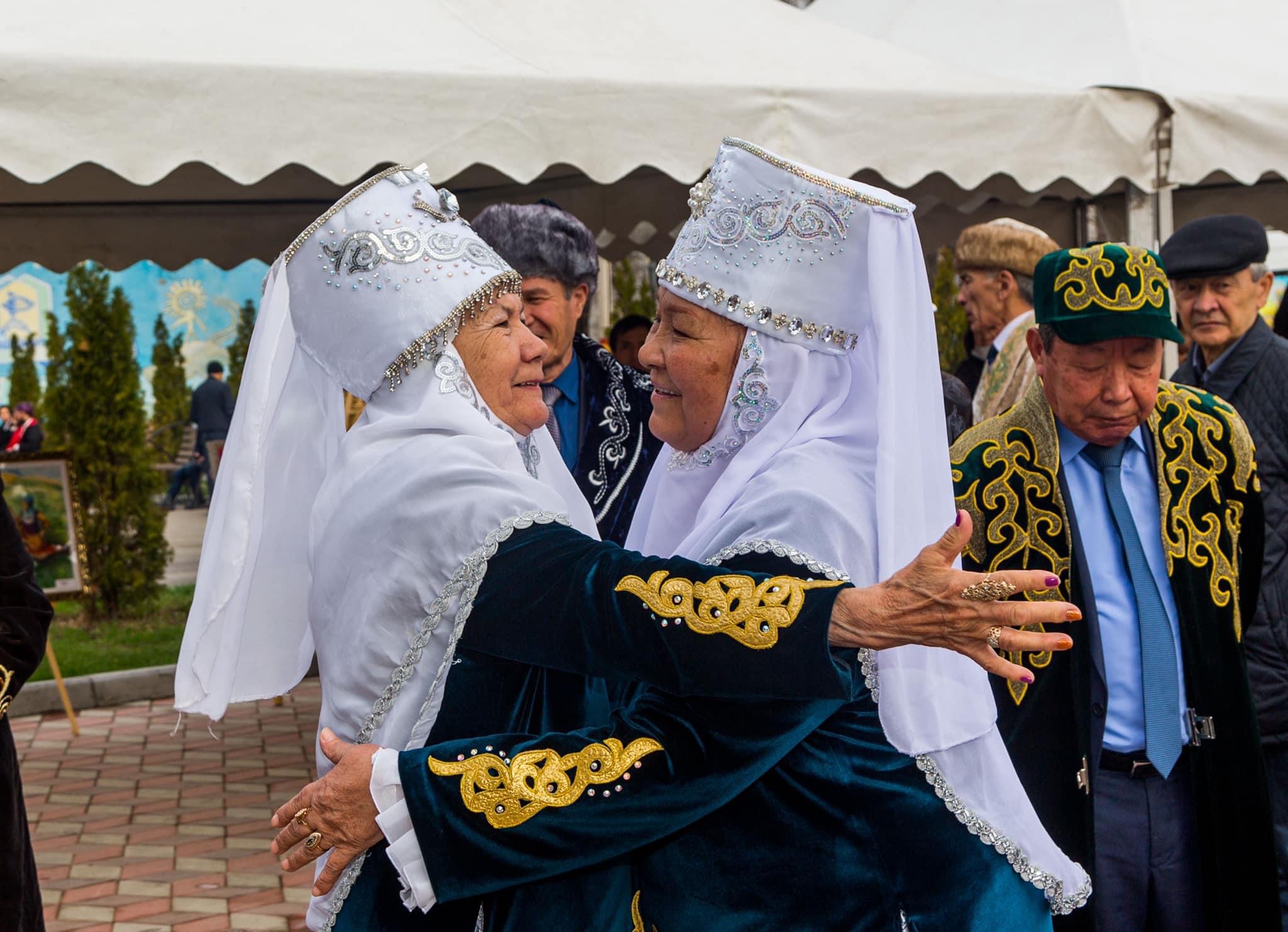 Көрісу күні картинки. Праздник Көрісу күні. Корису айт казахский праздник.