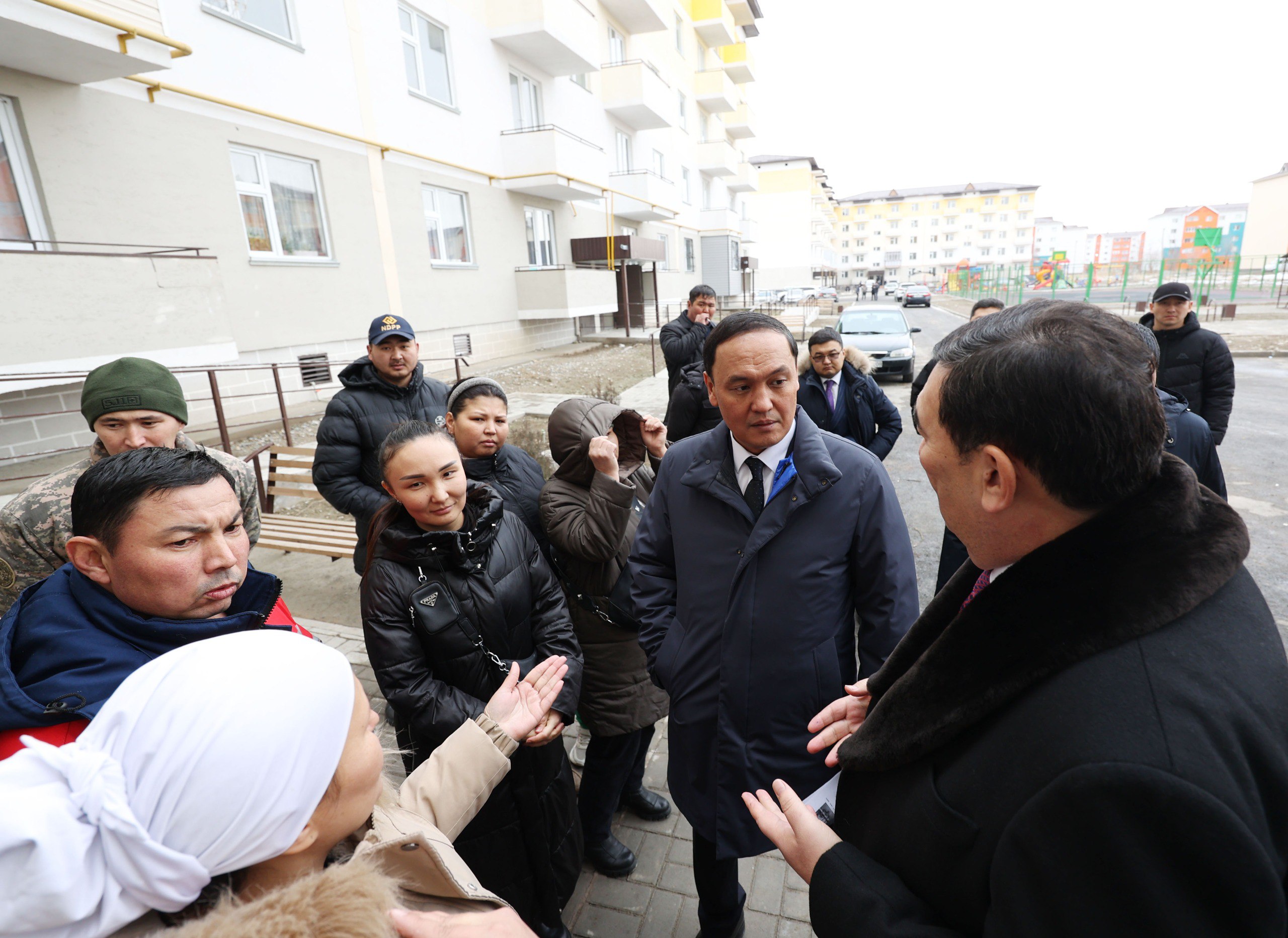 Ербол Карашукеев принял меры в ответ на жалобы жителей мкрн Ұлы дала