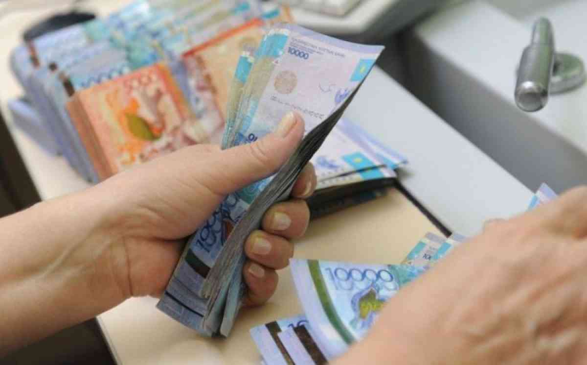 Зарплаты казахстанцев будут видны в новой системе Минтруда  «HR Enbek»