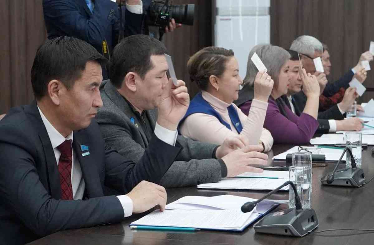 Маслихат Тараза одобрил совместное с горакиматом постановление о присоединении земель Байзакского и Жамбылского районов