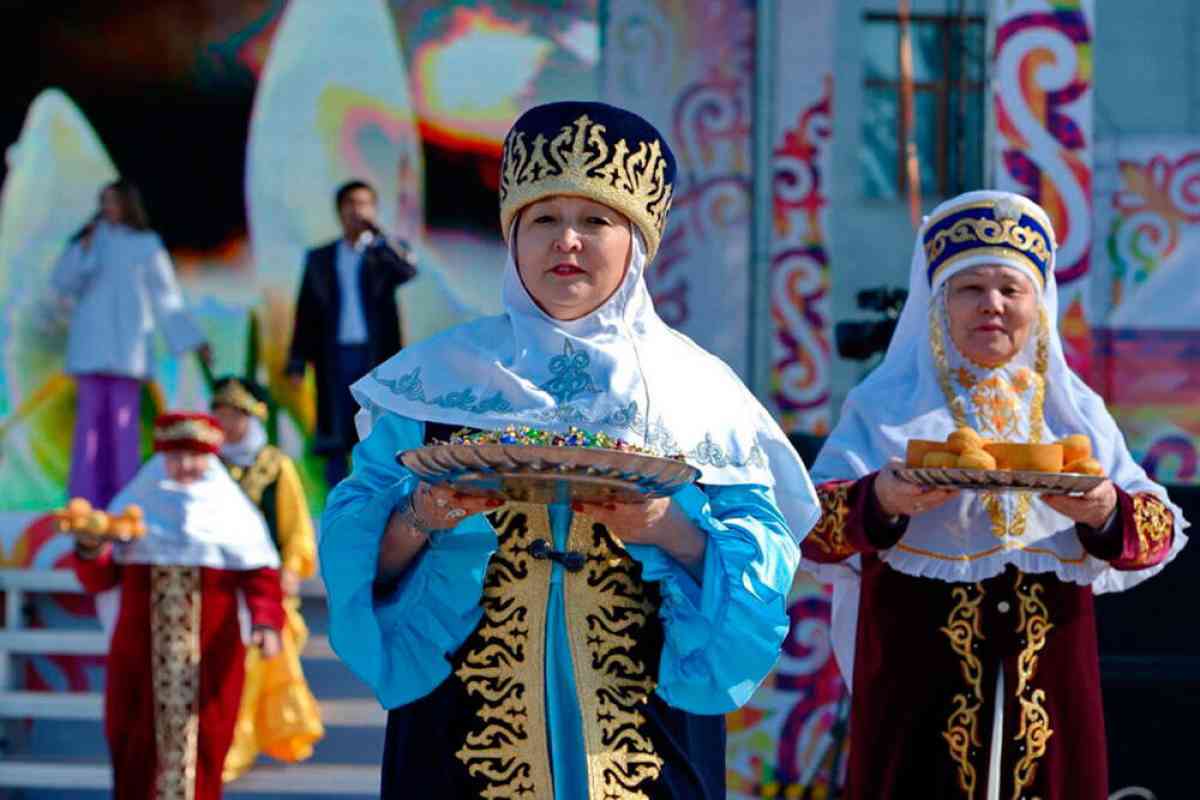 Сколько отдохнут казахстанцы в марте