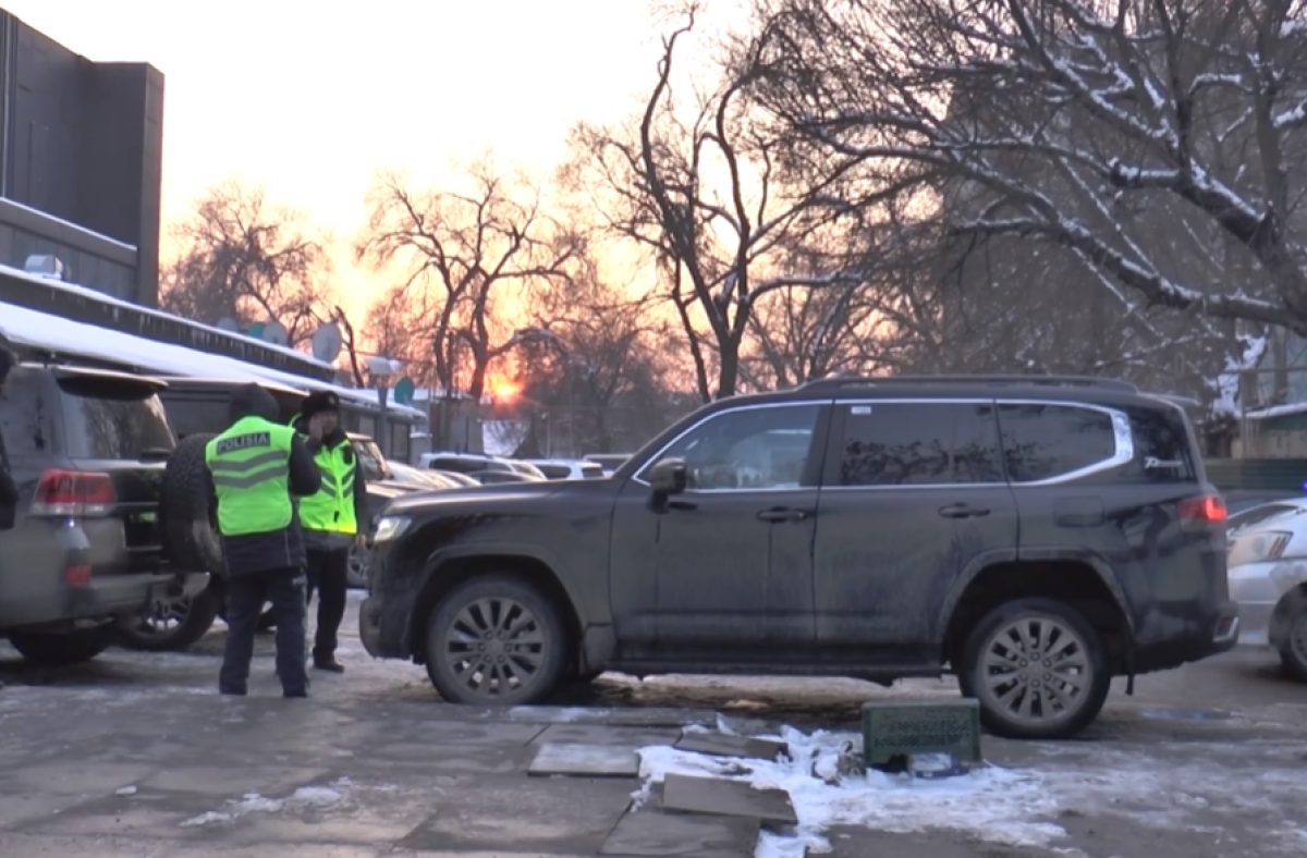 В Алматы водитель Toyota Land Cruiser 72 раза попал на камеры и «заработал» 2,2 млн тенге штрафов