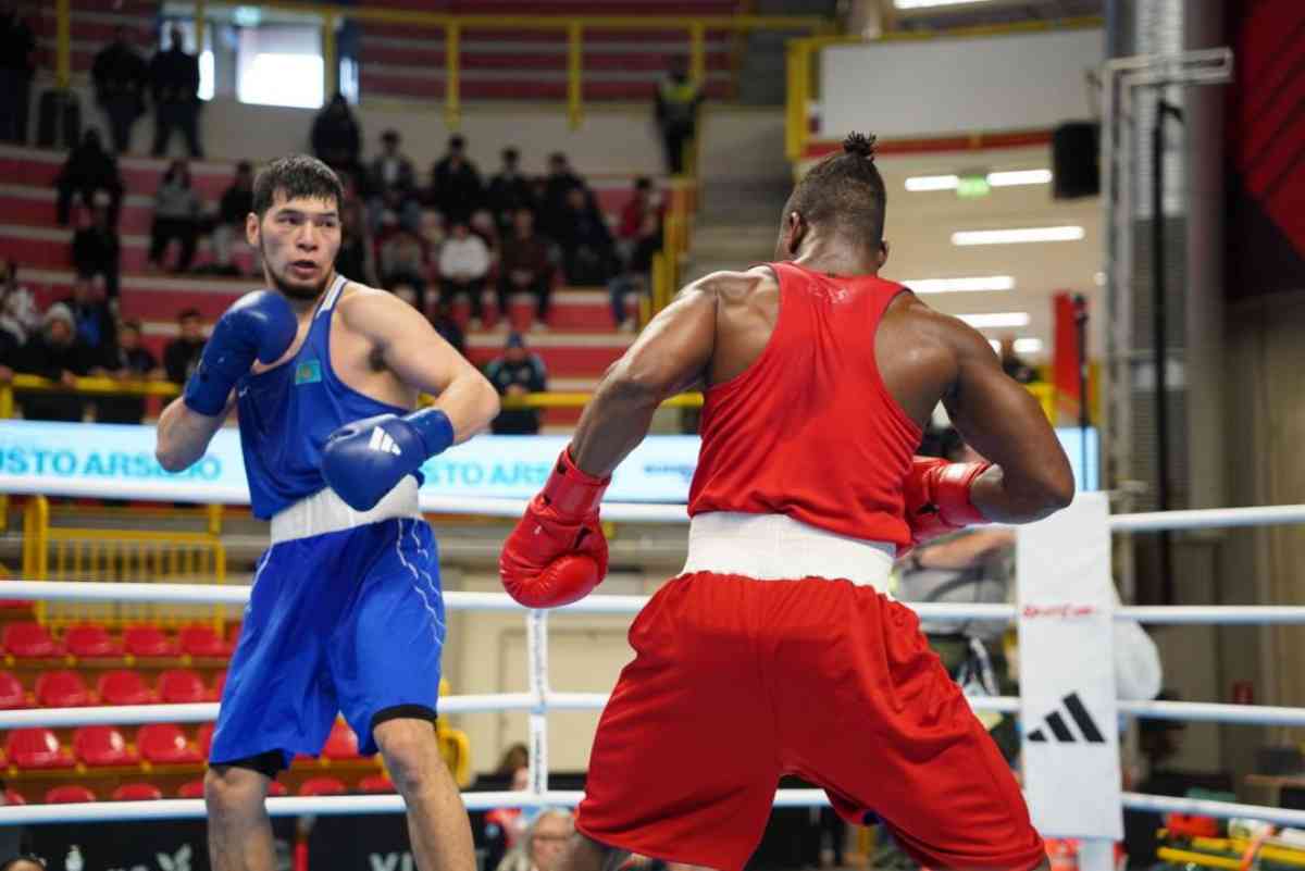 Казахстанцы побеждают на турнире по боксу в Италии
