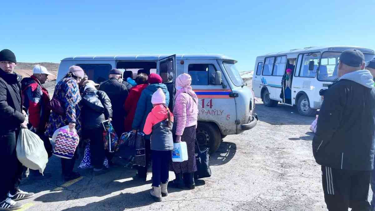 Жители подтопленных сёл Шетского района Карагандинской области возвращаются в свои дома