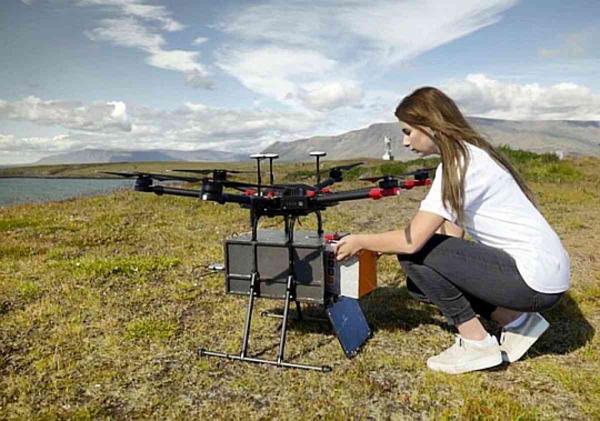 В Атырау доставили три беспилотных дрона из США