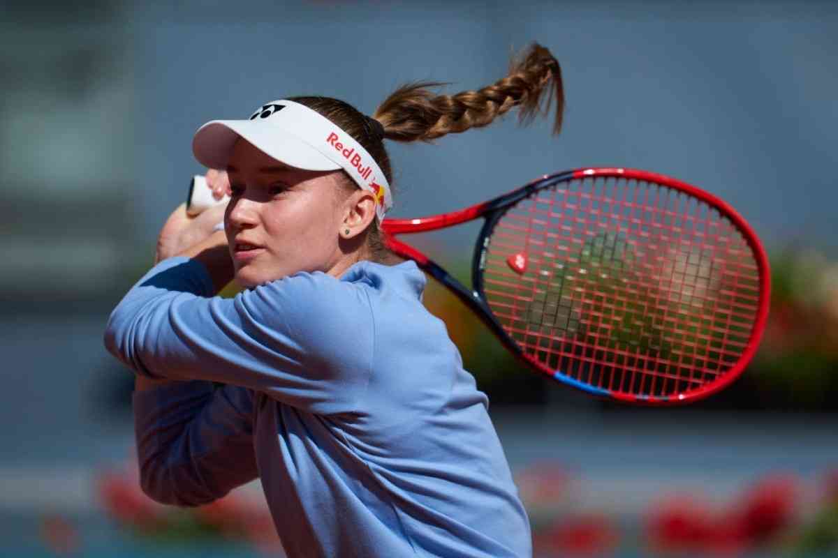 Елена Рыбакина впервые в истории Казахстана вышла в полуфинал Mutua Madrid Open