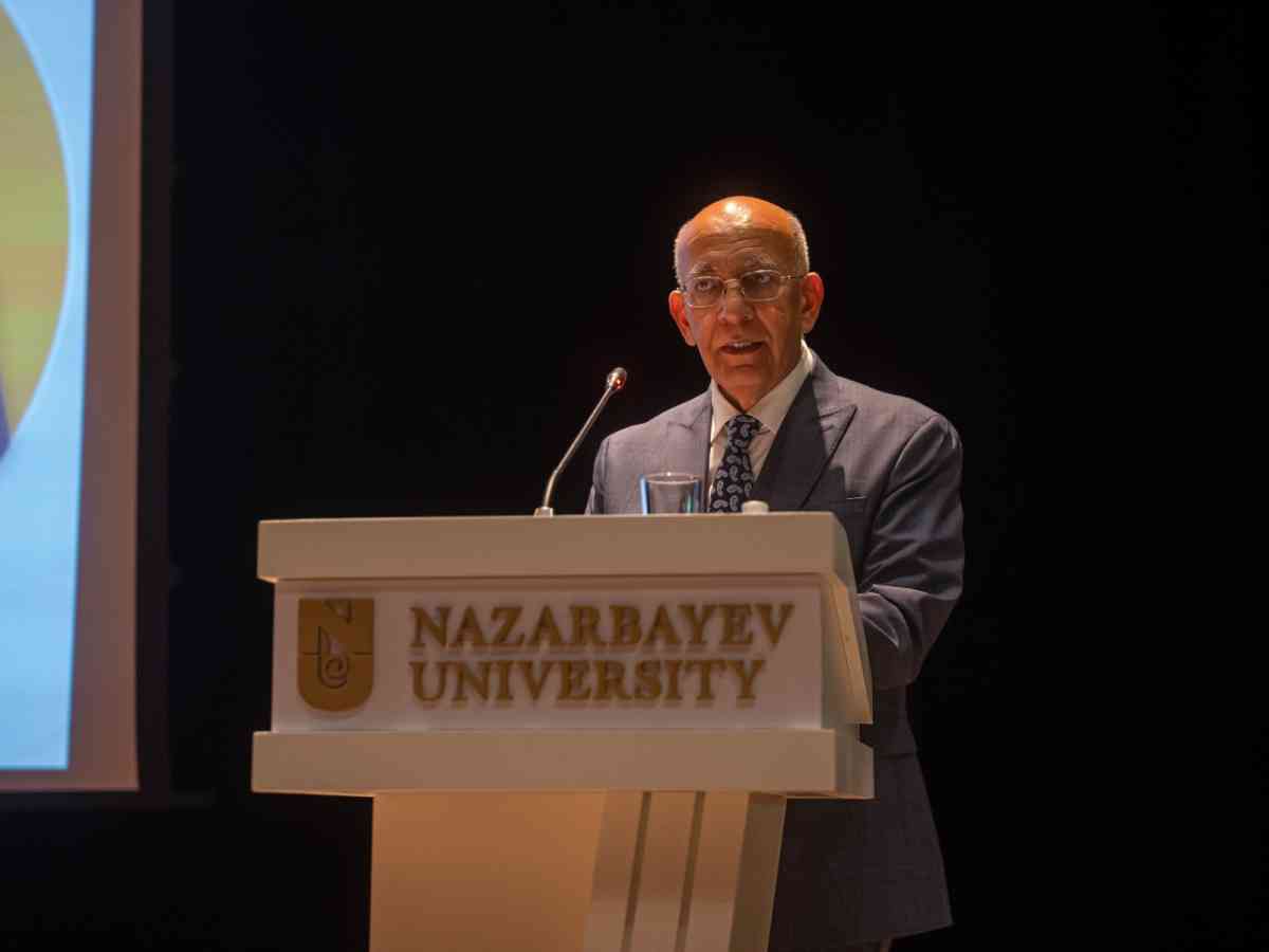 Нового президента Nazarbayev University представили в Астане