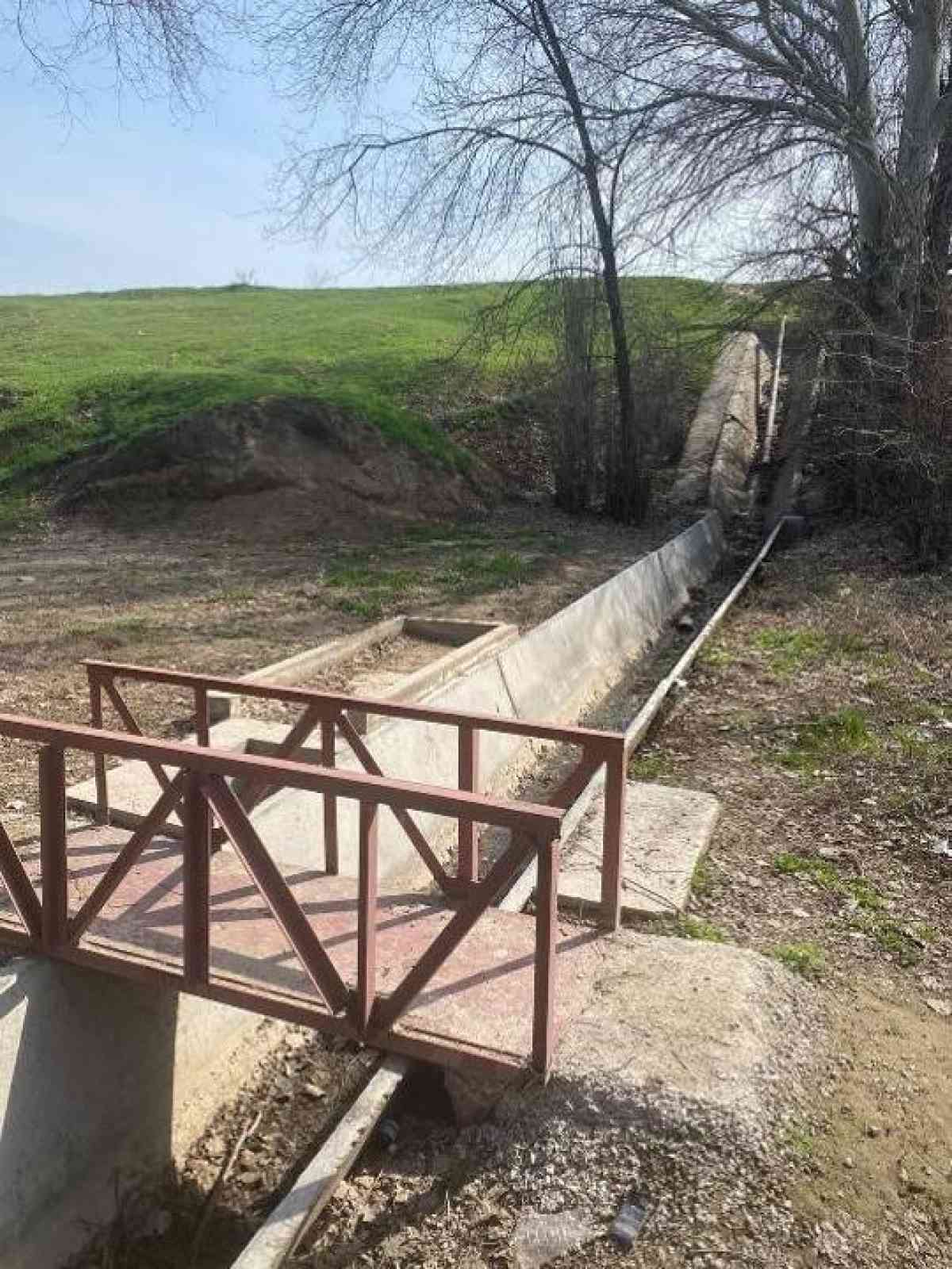 Аграриям Кордайского района поставили 11 млн кубометров поливной воды