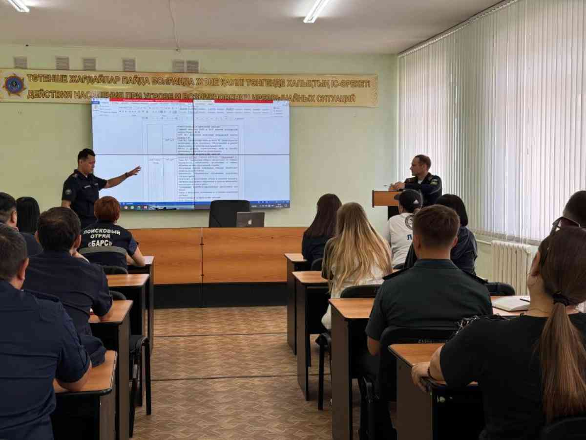 В Казахстане стартовал пилотный проект для волонтеров в ЧС