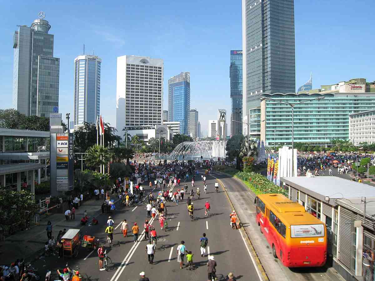 Сегодня отмечают Всемирный день без автомобиля (World Carfree Day)