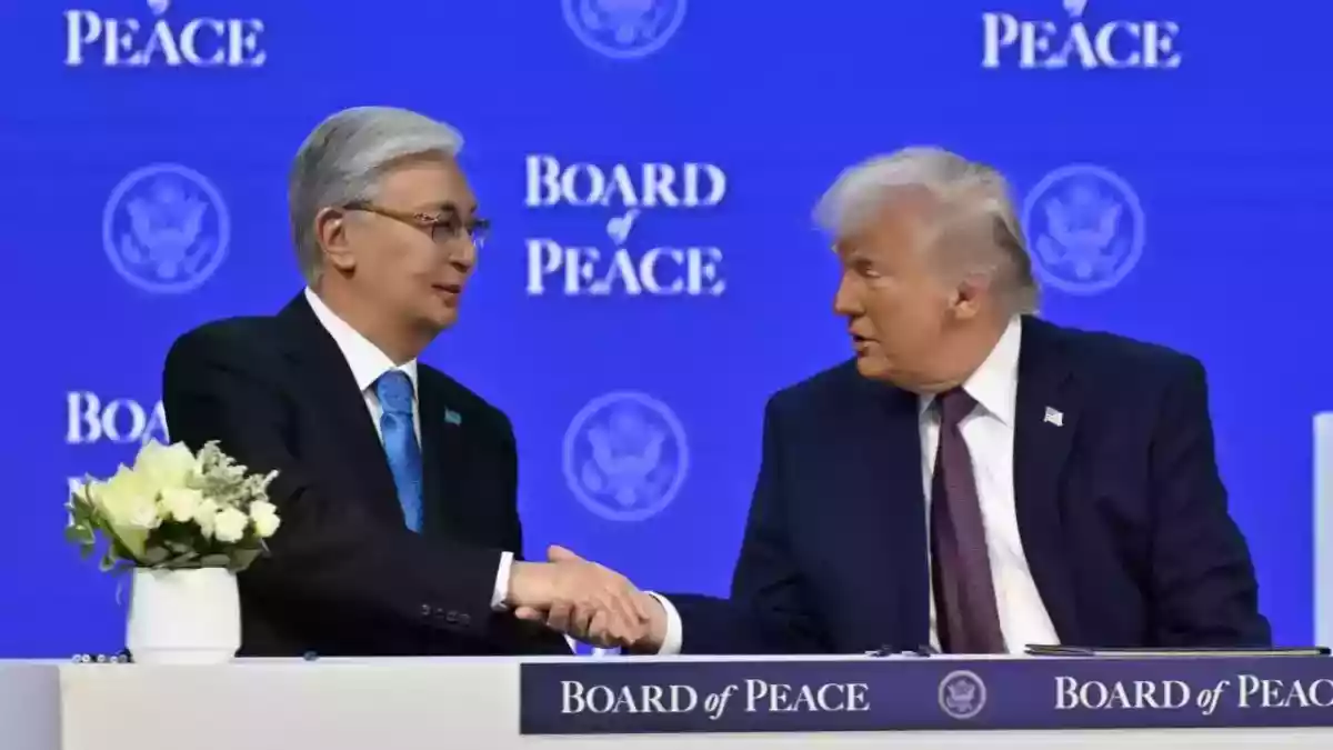 Глава государства подписал Устав Совета мира